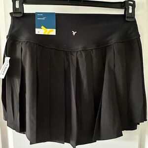 Old Navy Stretch Tech High-Waisted Pleated Skort